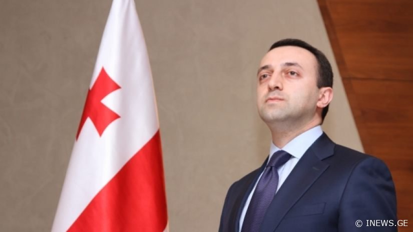 რატომ ამბობს უარს ღარიბაშვილი აქონდროპლაზიის მკურნალობისთვის საჭირო მედიკამენტის შემოტანაზე