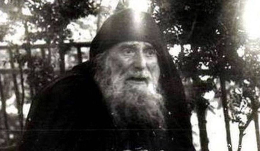 "მოდის მიწისძვრები, ათასი უბედურება და..." - მამა გაბრიელის უცნობი წინასწარმეტყველება გავრცელდა