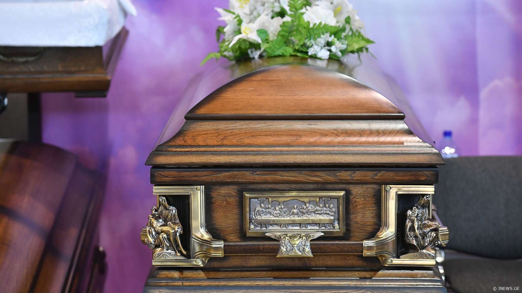 45 წლის კაცმა ნათესავების გულწრფელობა გამოსცადა და სიკვდილი გაითამაშა - რა მოხდა მის „გასვენებაში“