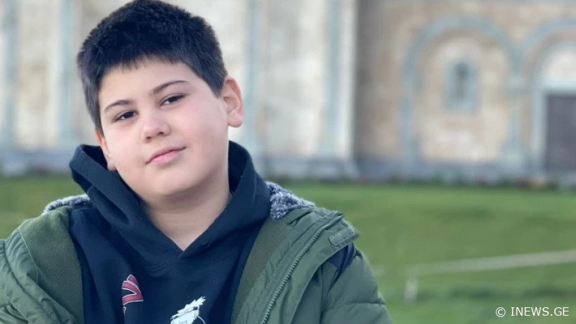 "ბარგი დავკარგეთ და..." - რა შეემთხვა 9 წლის დათი ქოქრაშვილს?