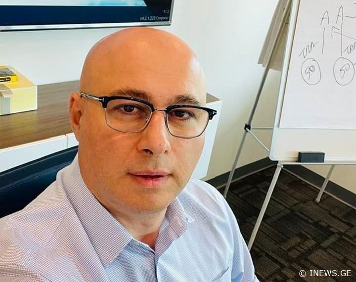 ,, რამდენიმე დღის უკან, მე და ერთი ჩემი მეგობარი, ისიც “ნომრიანი ნაცი” შევდივართ კაფეში…” – რას წერს გია ხუროშვილი