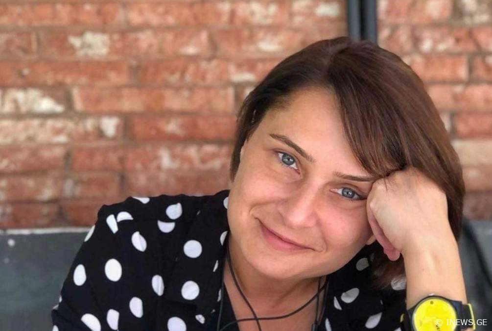 “მოვყვები, როგორ მკლავდნენ თბილისის ერთ-ერთი კლინიკის ემერჯენსში" - რას წერს ჟურნალისტი