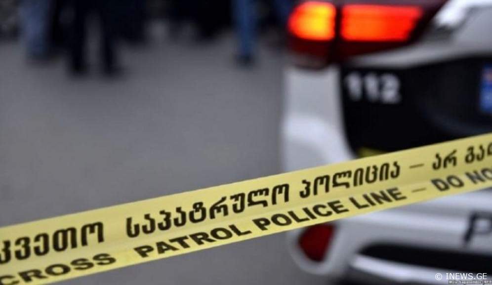 გორში მესამე სართულიდან ბავშვი გადმოვარდა