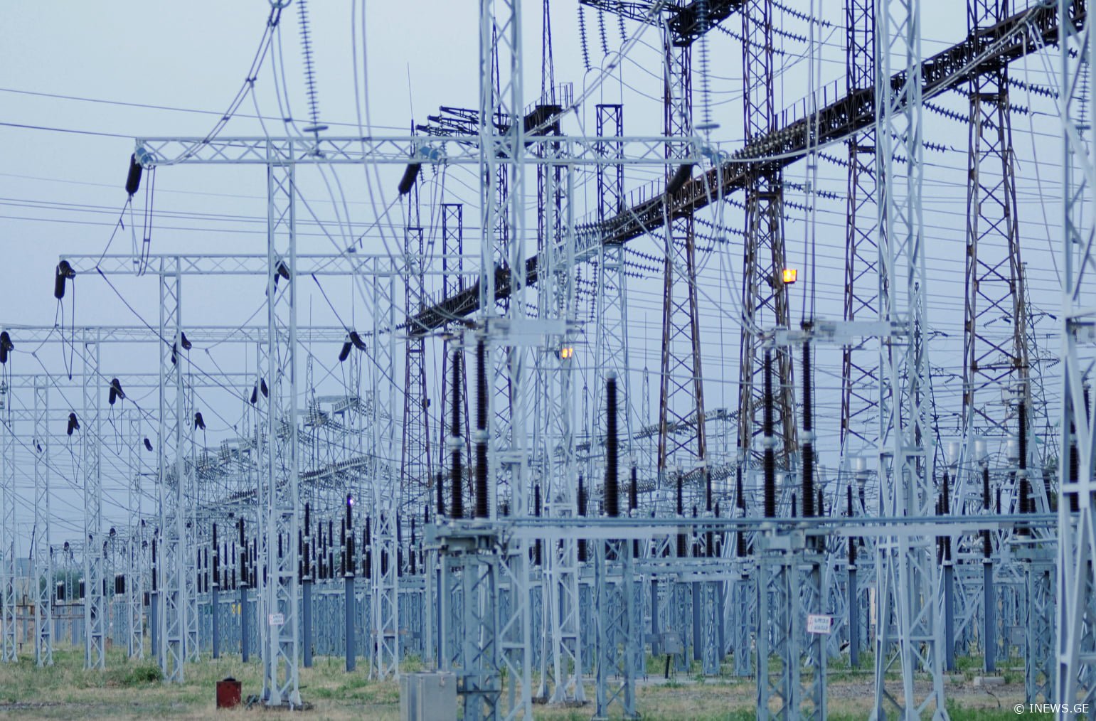 ბათუმში მამაკაცი დაზიანებული ხაზის შეკეთებას ცდილობდა, რა დროსაც დენმა დაარტყა და გარდაიცვალა