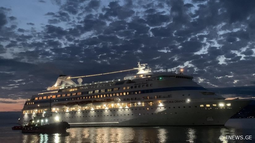 ე.წ. აფხაზეთის ხელისუფლება რუსულ საკრუიზო ლაინერს სოხუმში ეპატიჟება