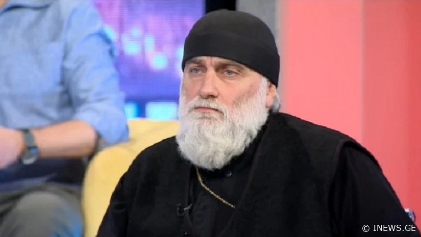 "ამ სასწაულის შემდეგ ბიძაჩემმა კიდევ 33 წელი იცოცხლა" - დეკანოზის ემოციური მონათხობი