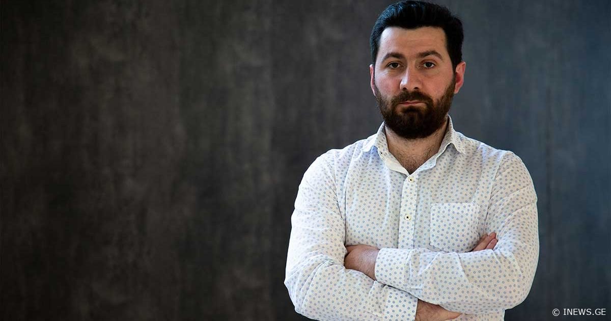"რატომ არ დგას მუდმივად ერთი ვერტმფრენი ონში?" - რას წერს დიმიტრი სილაქაძე