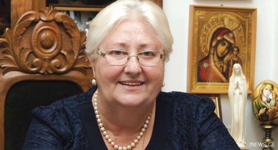 "ამ საშინელებას ვხედავ. გთხოვთ, ძალიან ფრთხილად იყავით", - ლელა კაკულია მოსახლეობას აფრთხილებს