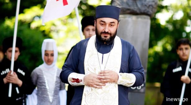 „იმდენი კი ჩამირიცხეს, რომ ხვალ ყველა გაჭირვებულს გეპატიჟებით კარგ ხაჭაპურზე და ნატურალურ წვენზე“ -მამა ლევანი