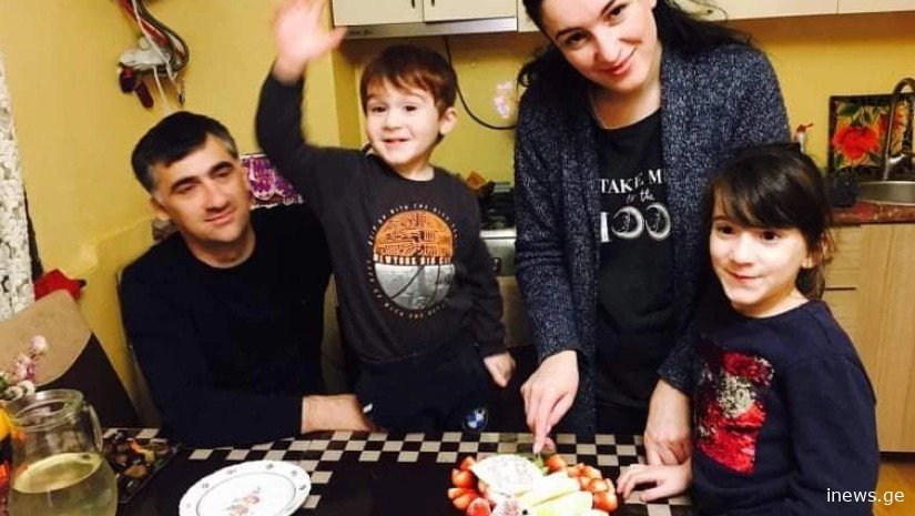 ბედნიერების მწვერვალზე ვიყავი როცა შენ მყავდი გვერდით! მძულს და მეზიზღება ყოველი დღე და ყოველი წამი უთქვენოთ... - რამაზ დავლაძე ემოციურ პოსტს აქვეყნებს