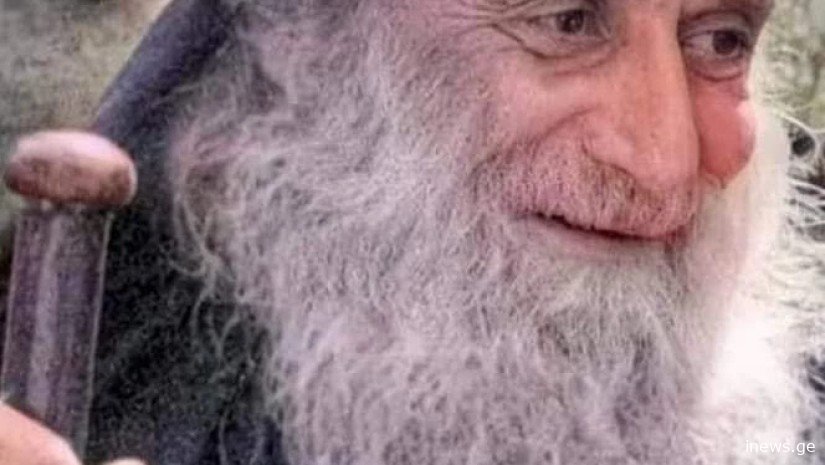 იანვარში ჩემს ძმას დაარტყა წნევამ 34 წლის ასაკში, კომპიუტერზე გადაღების შემდეგ აღმოჩნდა, შემდეგ კი მამა გაბრიელის... - წმინდა ბერის დიდი სასწაულის შესახებ წერენ