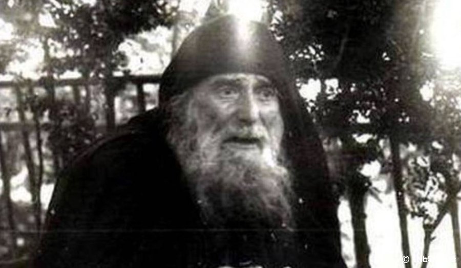 "მოდის მიწისძვრები, ათასი უბედურება და..." - მამა გაბრიელის უცნობი წინასწარმეტყველება გავრცელდა