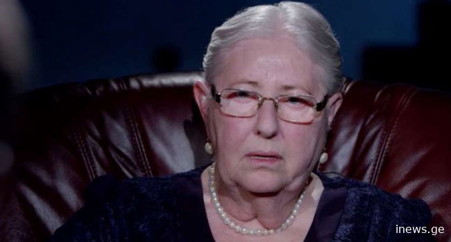 "არჩევნებში მე მას უკვე ვეღარ ვხედავ, იების რევოლუცია არ აცდება საქართველოს" - ვრჩელდება ლელა კაკულიას წინასწარმეტყველება.