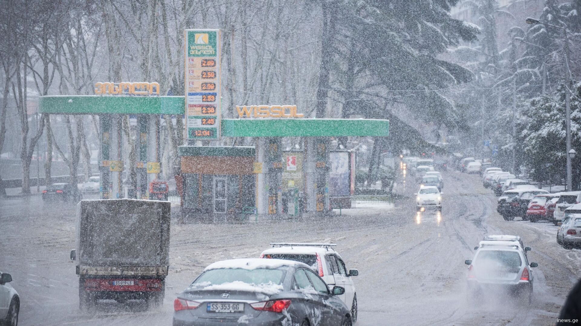 ასეთი ყინვები თბილისში ჯერ არ ყოფილა - რა უნდა ვიცოდეთ მოსალოდნელი ამინდის შესახებ