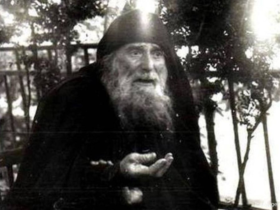 „მოვა დრო და როცა ივერის ღვთისმშობლის ხატი ათონის მთას დატოვებს, ხატს საქართველოში ბერი ნიკოლოზი შემოუძღვება" - მამა გაბრიელის წინასწარმეტყველება