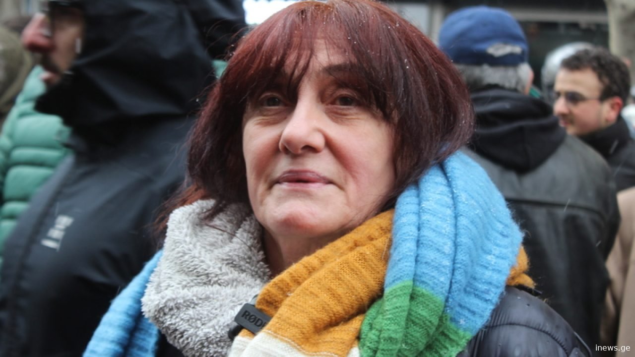 კეკელიძეზე ბინიდან გამოსახლებულმა მარინა ხატიაშვილმა ბინა დაიბრუნა