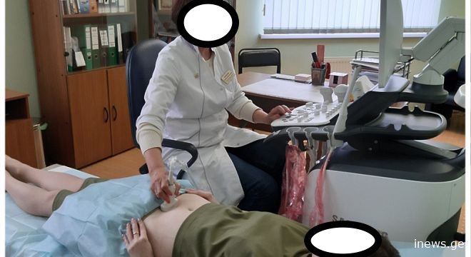 მიმღებში 19 წლის გოგო მივიღე... ვუთხარი მშობელს გარეთ დამელოდეთ მეთქი, სპეციფიური შეკითხვები უნდა დავუსვათქვა და პაციენტმა იყოსო, დედასგან რა მაქვსო დასამალიო... იქ დედა-შვილმა ამბავი ატეხეს, ეს როგორ მაკადრეო