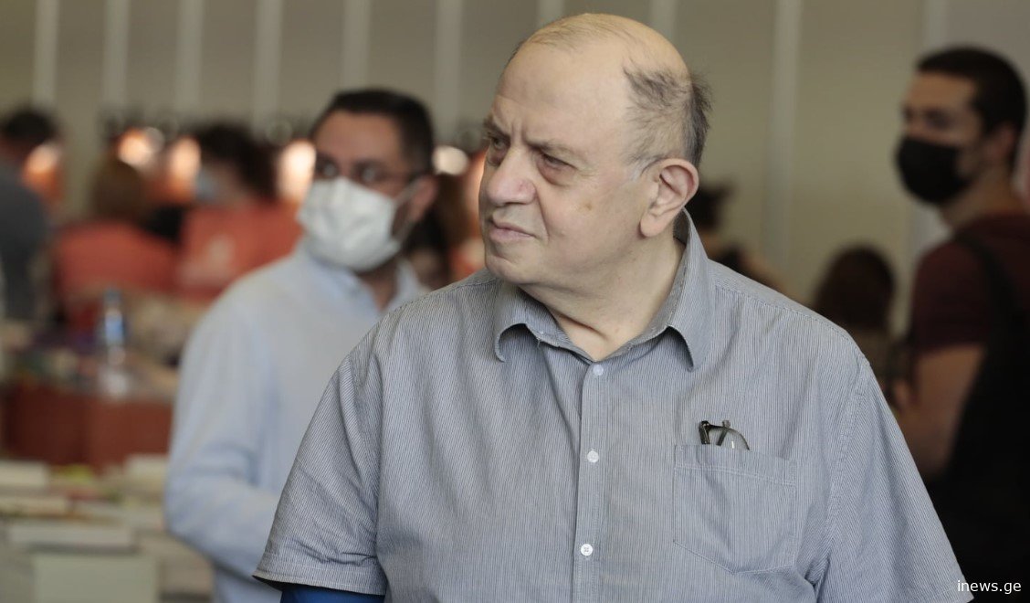 "გული მომიკვდა, დიდი ხანია, ასე არაფერი მწყენია...", - რას წერს ლევან ბერძენიშვილი