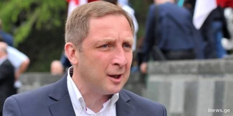 „საცურაო კოსტუმების საკითხიც უსწრაფესად მოსაგვარებელია! არავითარი ბიკინი და ზედა-ქვედა!“ – ბუკა პეტრიაშვილი