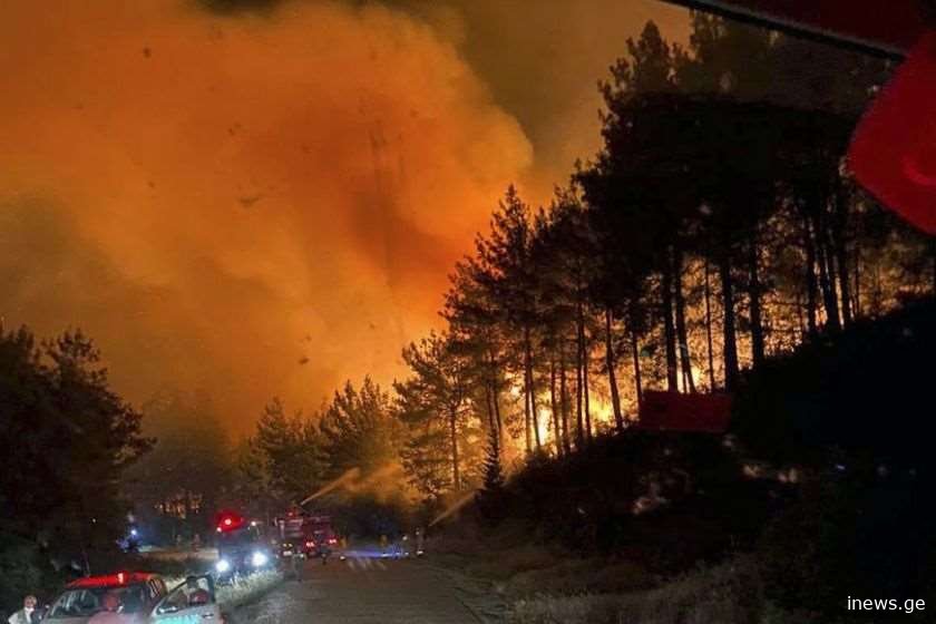 დაღუპულთა რიცხვი უკვე 11-მდე გაიზარდა - რა ხდება ამ წუთებში თურქეთში