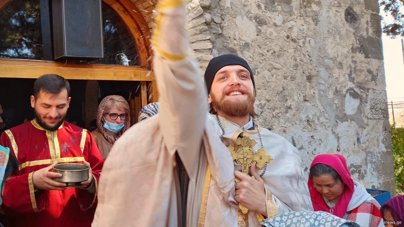 "მინდოდა სოფლის მოძღვარი ვყოფილიყავი...“ - ფაქტები საოცარი მამა თეიმურაზის ცხოვრებიდან