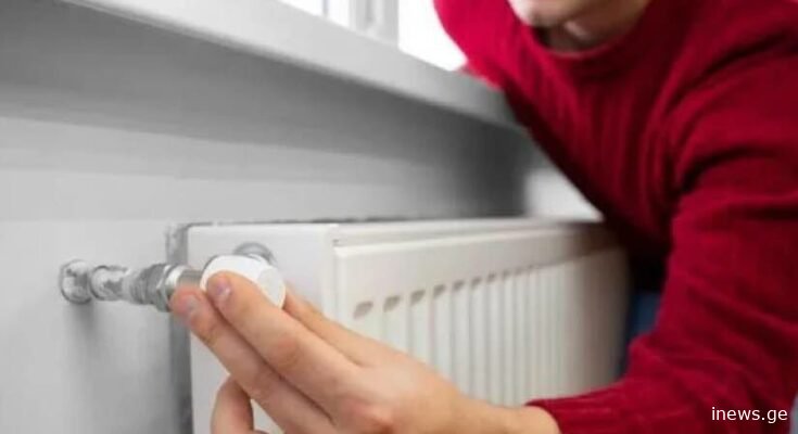 სპეციალისტი გვირჩევს როდის და რა სიმძლავრეზე უნდა ჩავრთოთ გათბობა, რომ ხარჯი შემცირდეს და ოთახში არც კონდესატმა შეგვაწუხოს