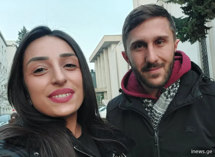 "ხელფასი 500 ლარი მაქვს თეატრში, ამიტომ მეორე სამსახურს ვეძებ... სოფელში მიწას ვყიდი, მინდა თბილისში სახლი ვიყიდო" - როგორია თედო ბექაურის ცხოვრება მეორე შვილის შეძენის შემდეგ