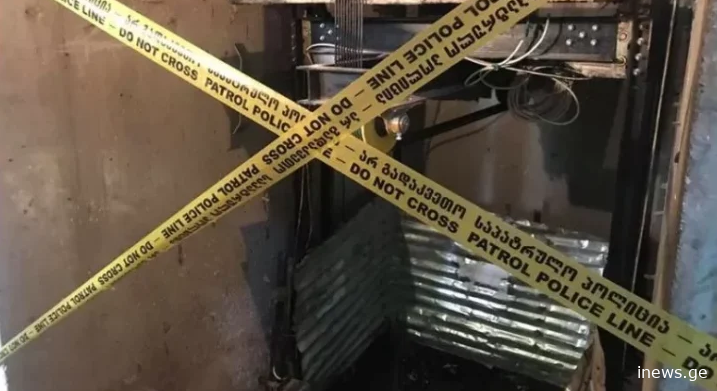 ნახევარი საათი ყვიროდა ბავშვი, ვერავინ გაიგო”- ლიფტში 12 წლის გოგონა გაიჭედა,სად მოხდა შემთხვევა