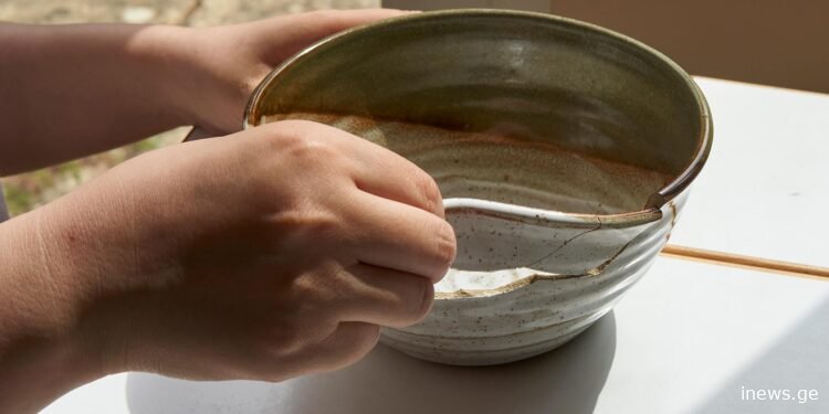 რომელი ნივთები უნდა გაიტანოთ ახალ წლამდე სახლიდან, თუ არ გსურთ, რომ 2025 წელს წარუმატებლობა მოიზიდოთ