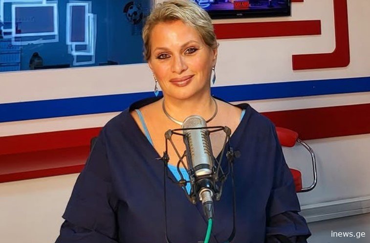 პოზიტიურად რომ შევხედოთ, ვიღაცეებს Дедушка Мороз-მა დიდძალი რუბლები სტყორცნა... - რას წერს ლალი მოროშკინა