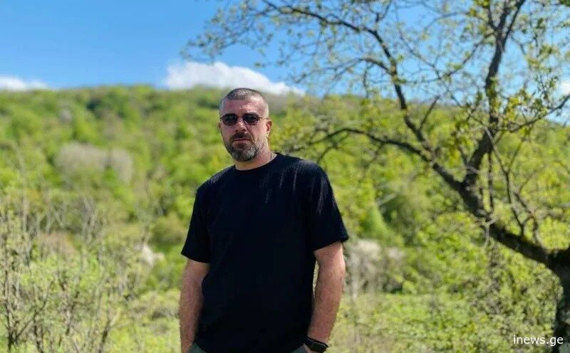 დიდი ტრაგედია მოხდა... უკარგესი ადამიანი მოკლეს მანქანის გაჩერების გამო- ცნობილია ისანში მოკლული მამაკაცის ვინაობა: რას ჰყვებიან ახლობლები